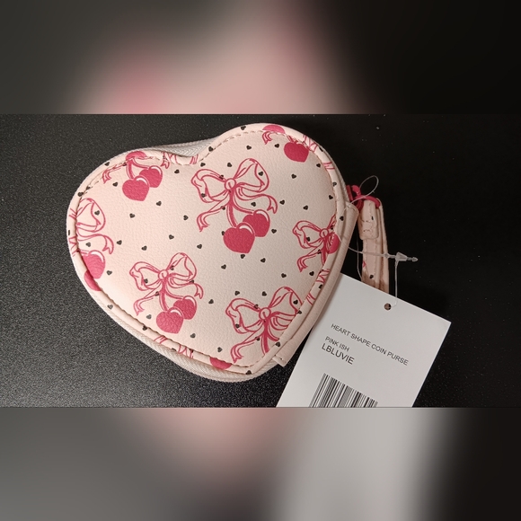 Betsey Johnson Pink Heart Wristlet (NWT) - Picture 3 of 4